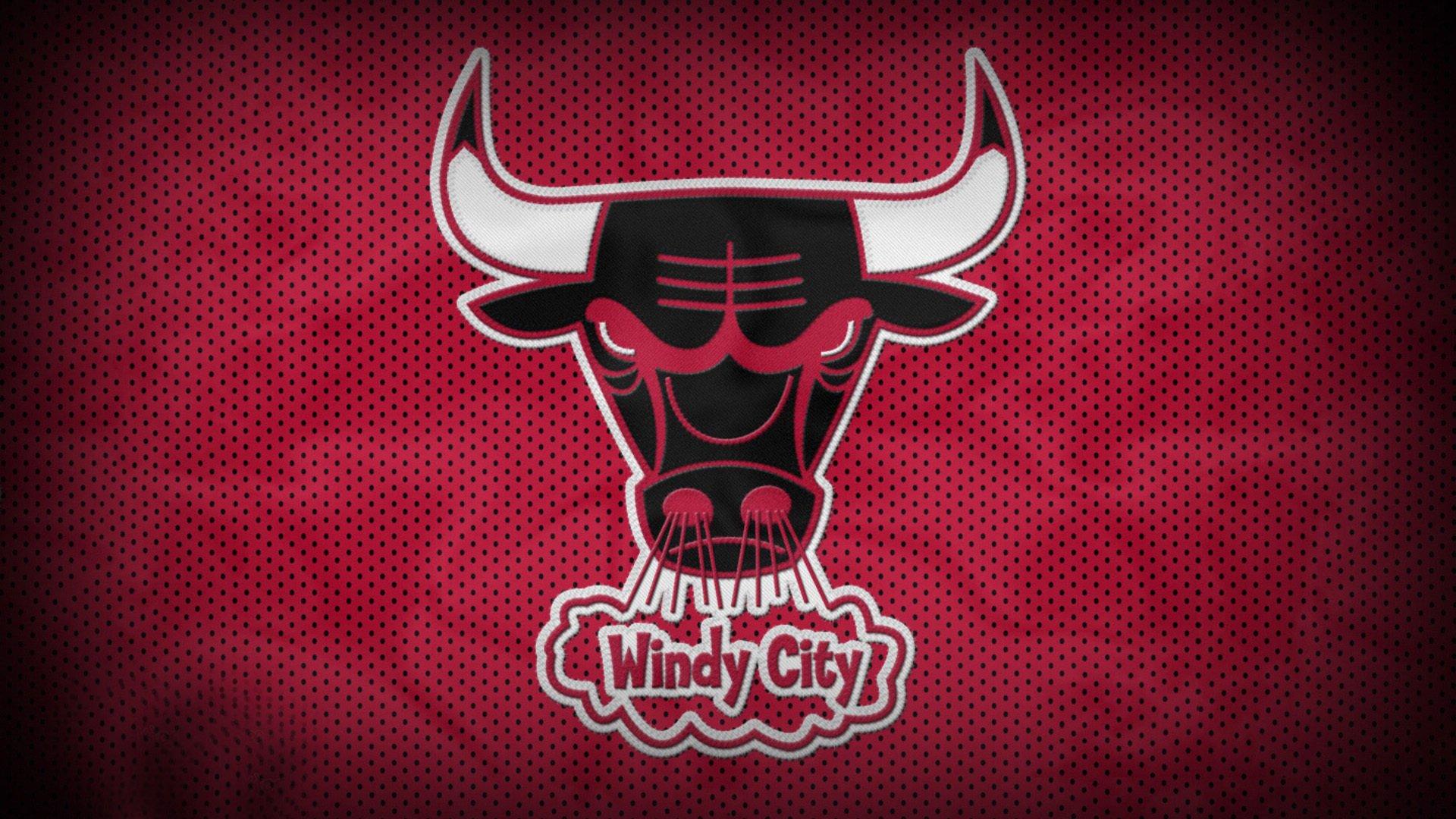 电竞传奇430坦言暂未考虑复出，粉丝期待与职业现实间的冷静思考